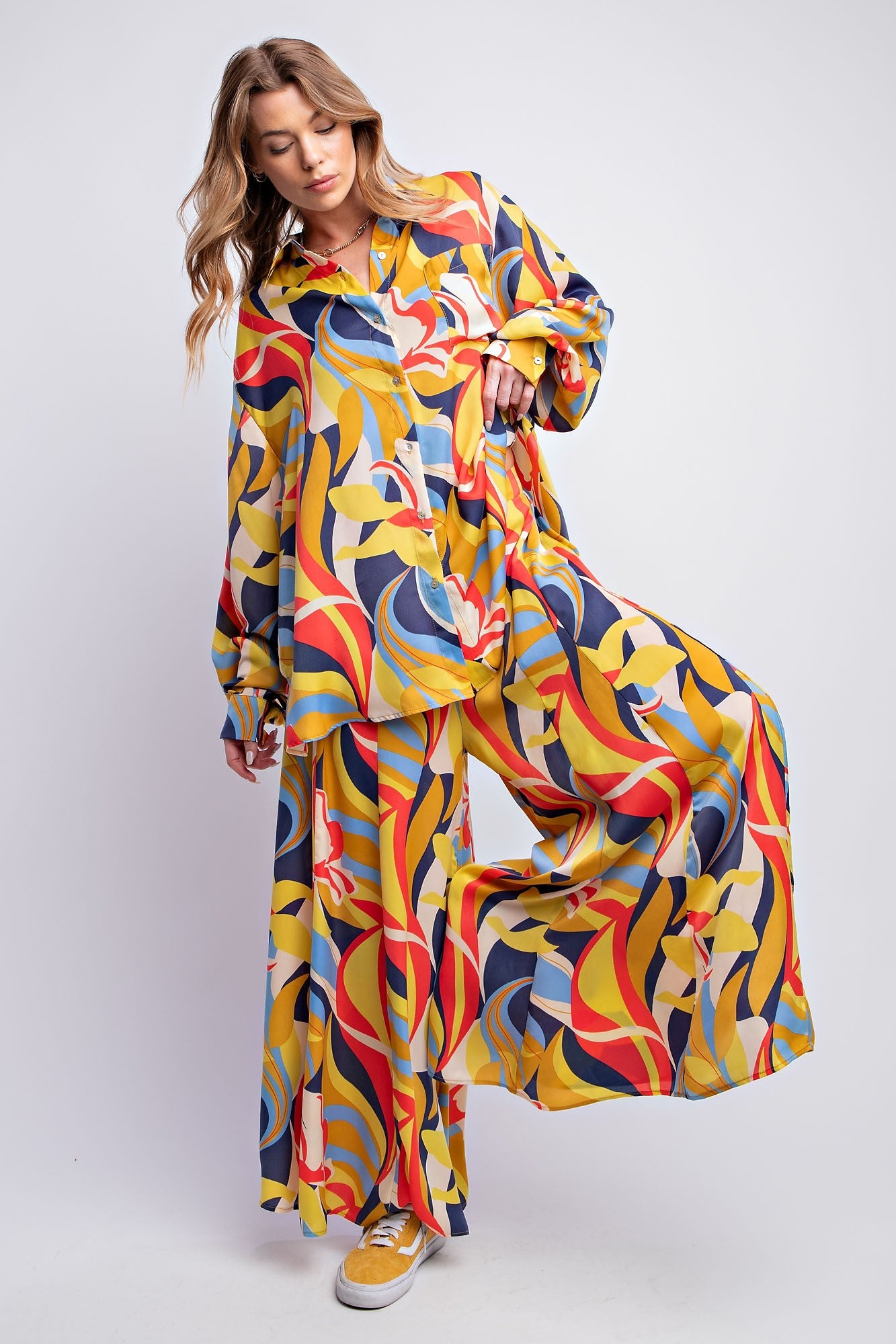 VIBRANT ABSTRACT SATIN WIDE PANTS