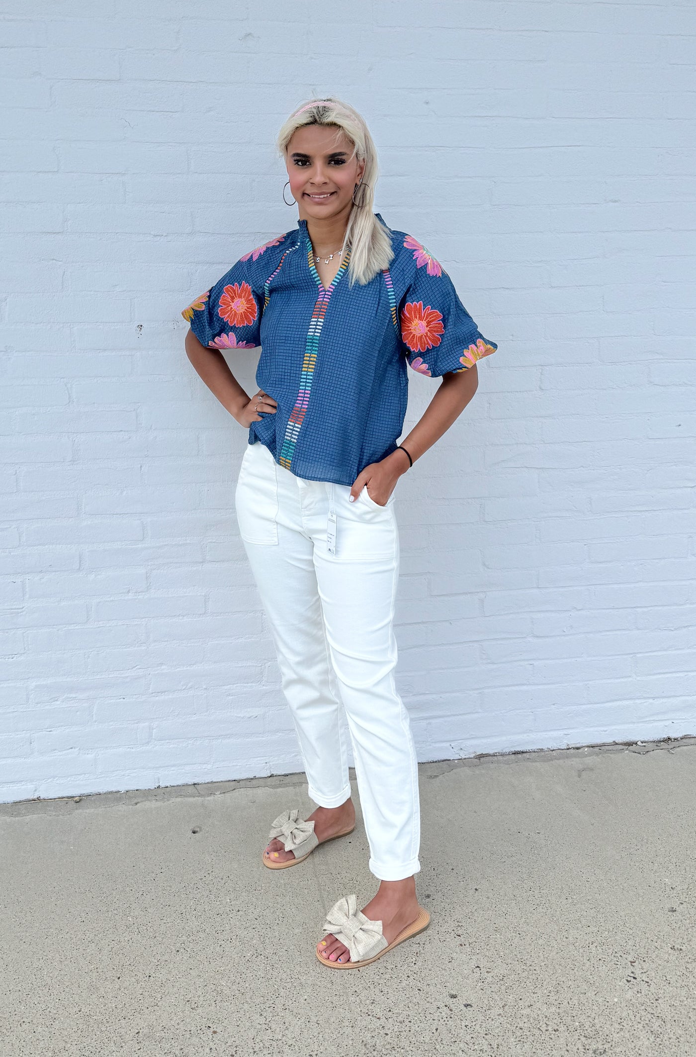 Embroidered Floral Puff Sleeve Top