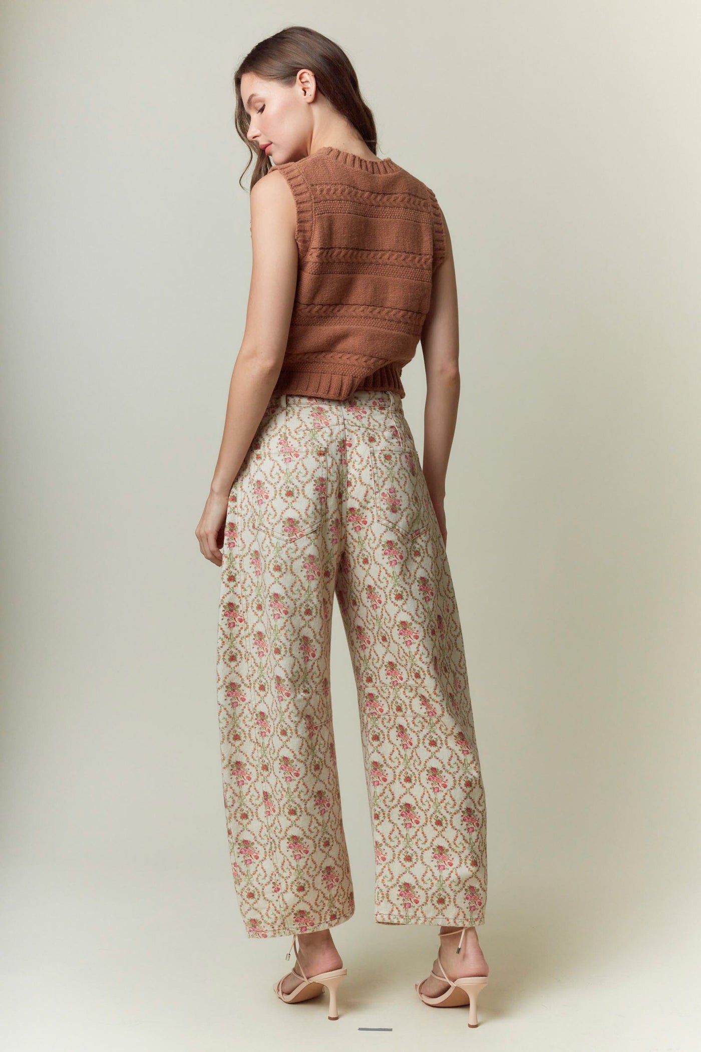 Jacquard Floral Barrel Jeans