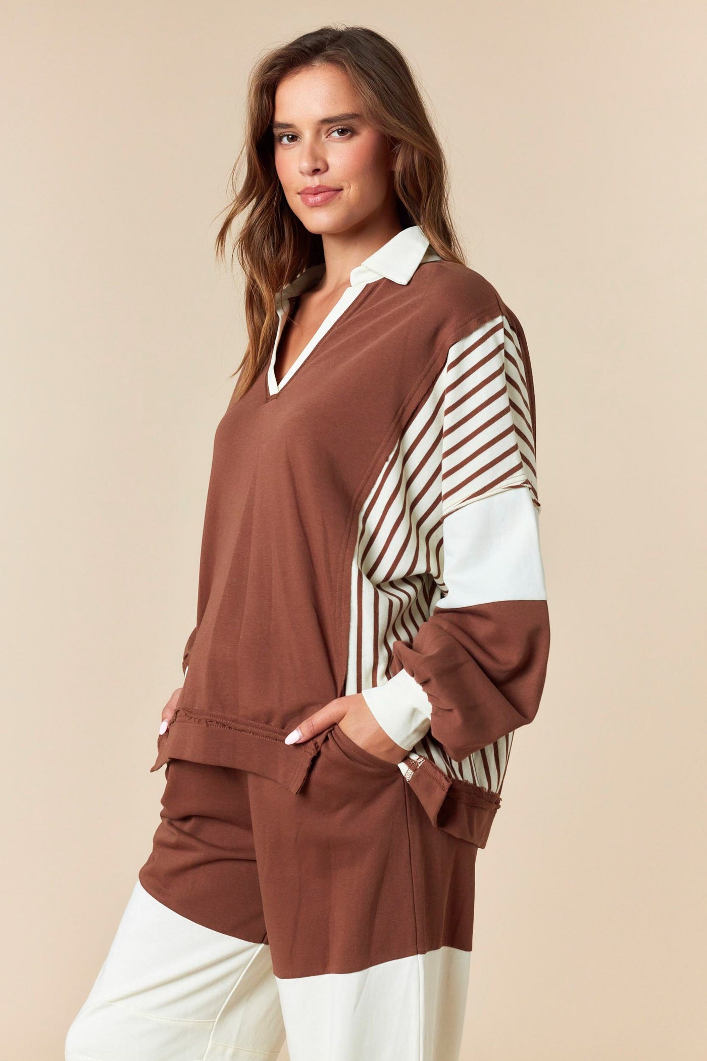Mocha & Ecru Collar Sweatshirt