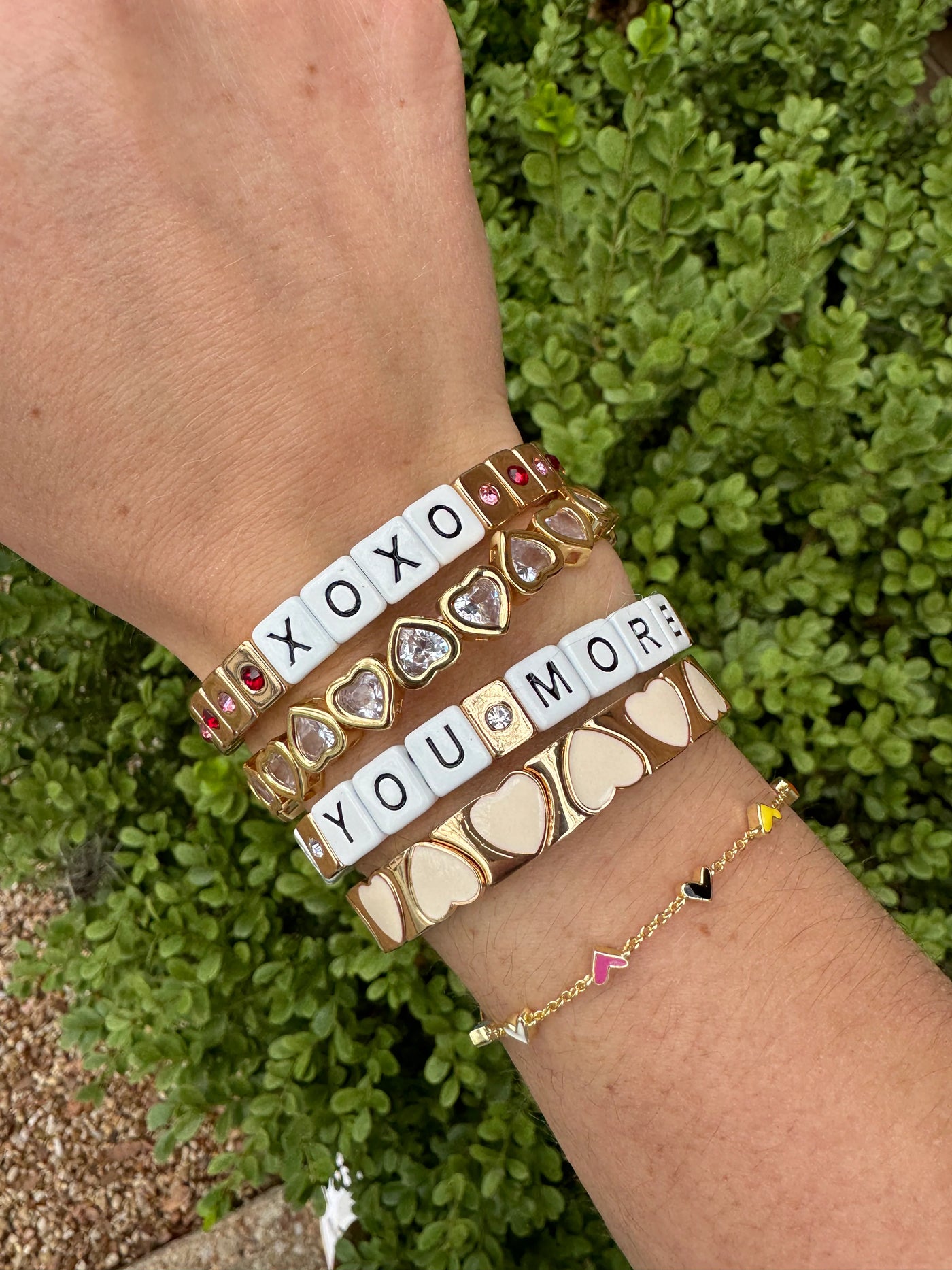 The Ivory and Gold Hearts Bracelet