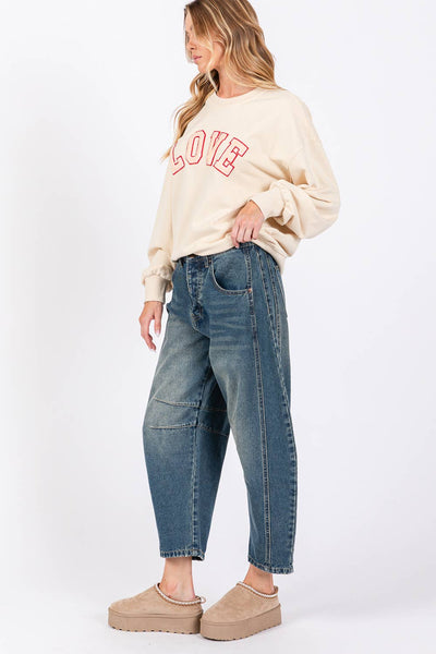 CLASSIC BARREL STYLE LEGS JEANS