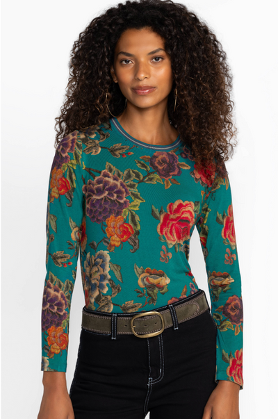 THE JANIE FAVORITE CREW NECK - Zinnia Meadow