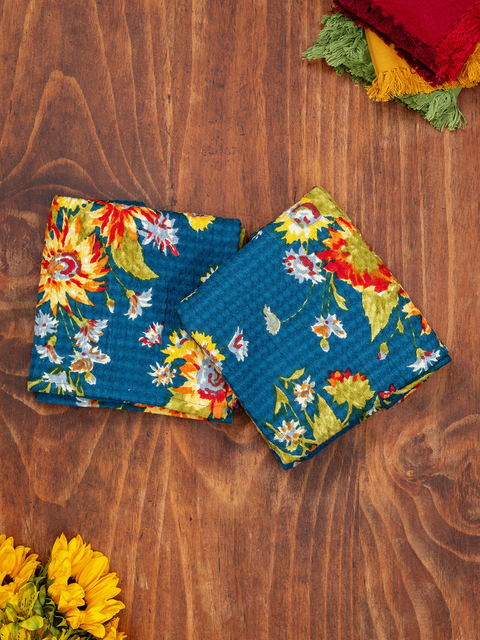 Marguerite Teal Tea Towel