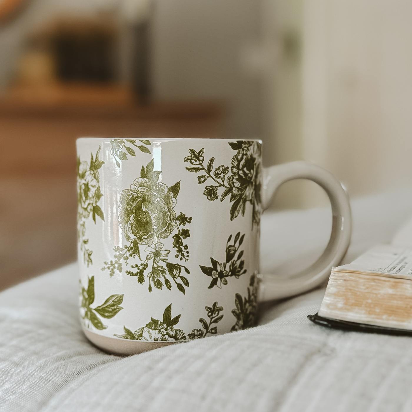 Green Floral 14oz Stoneware Coffee Mug