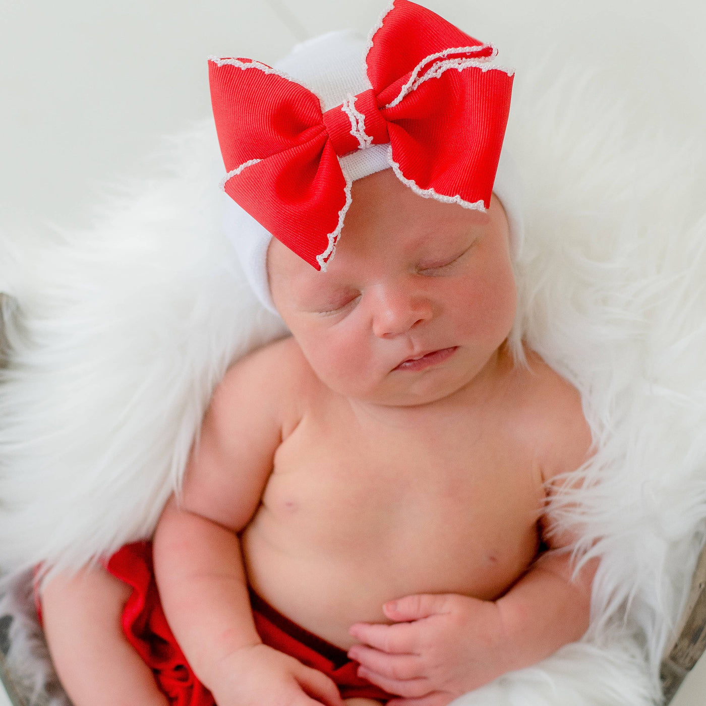 Red White or Christmas Scalloped Detail Bow on White Hat